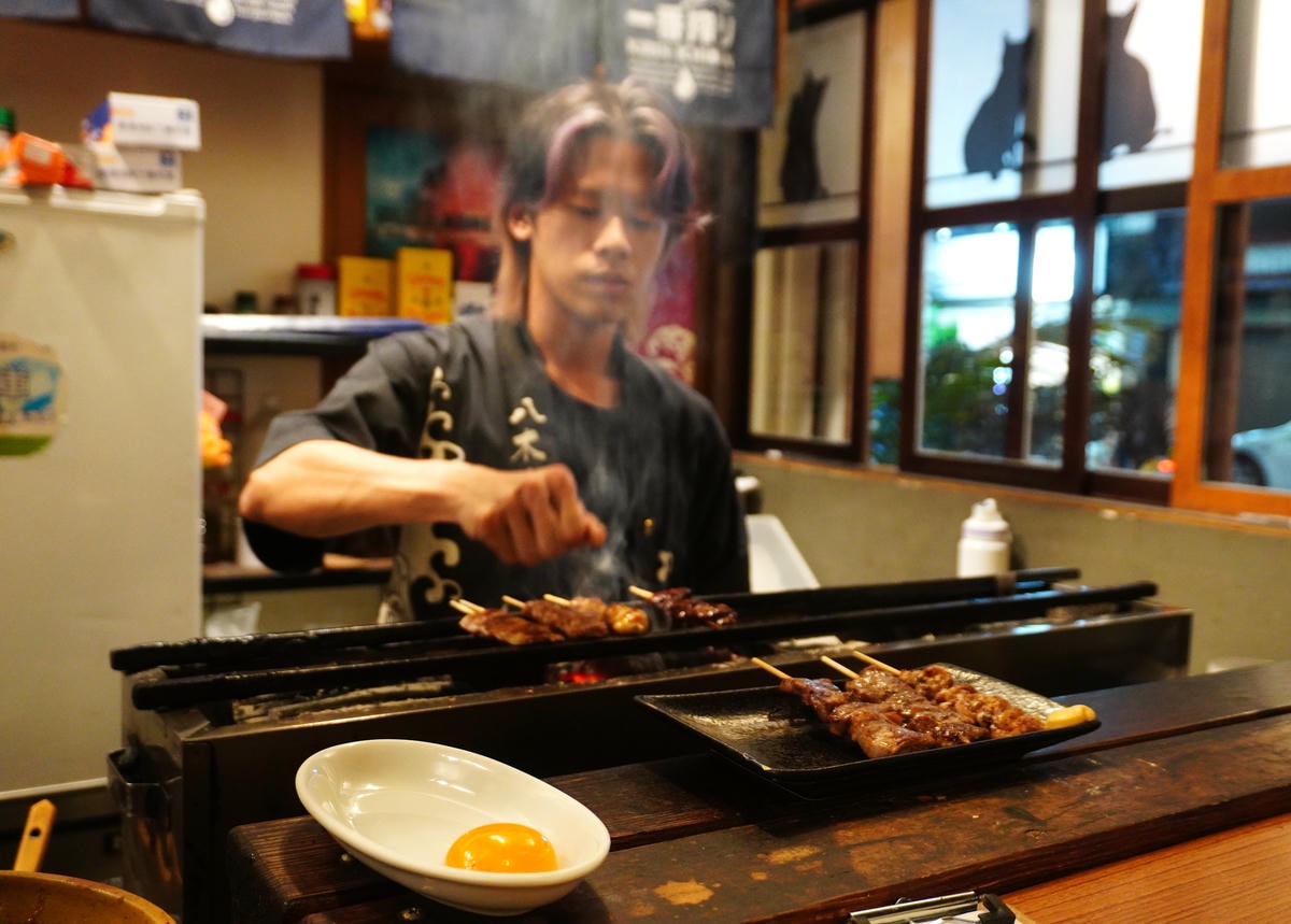 八木十浬酒場 【高雄左營居酒屋】最強直火現烤各式串燒,不用飛出國就能品嘗到道地日本居酒屋文化 - 第12張圖