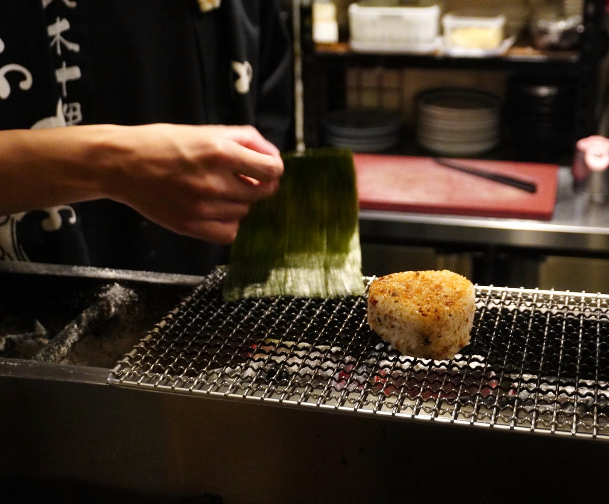 八木十浬酒場 【高雄左營居酒屋】最強直火現烤各式串燒,不用飛出國就能品嘗到道地日本居酒屋文化 - 第36張圖