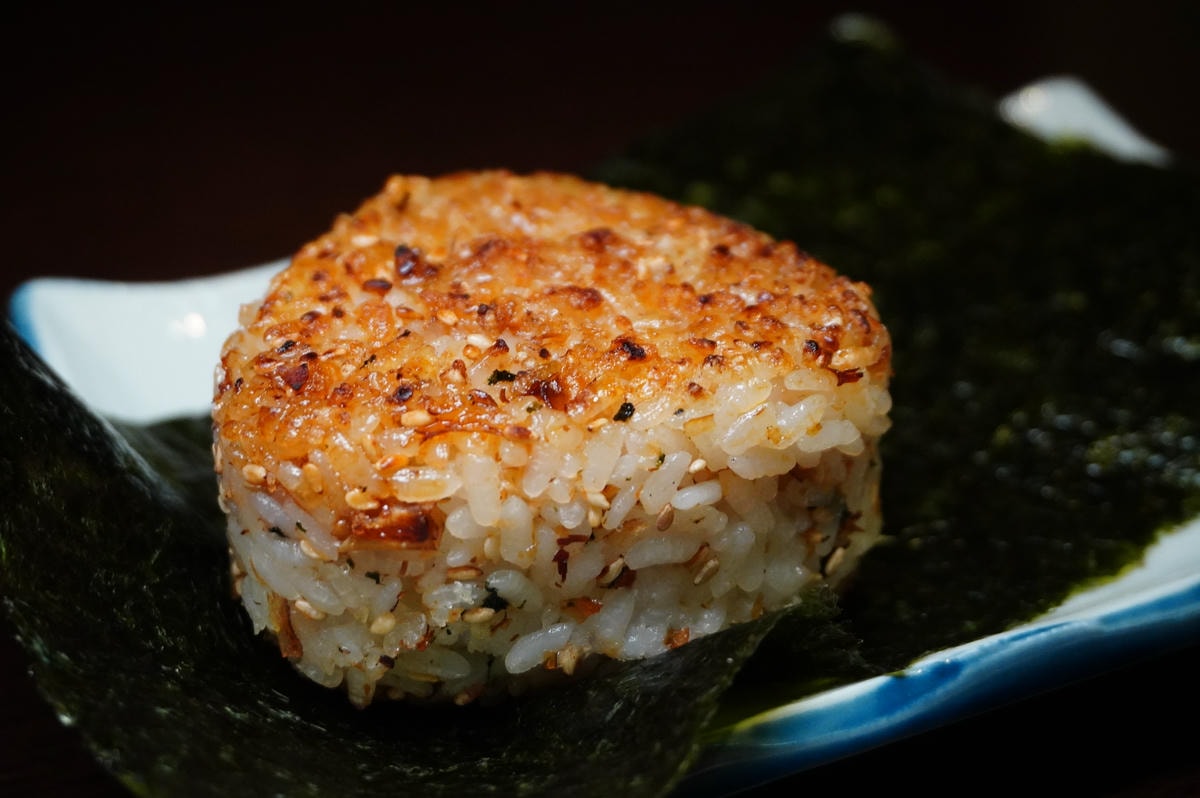 八木十浬酒場 【高雄左營居酒屋】最強直火現烤各式串燒,不用飛出國就能品嘗到道地日本居酒屋文化 - 第37張圖