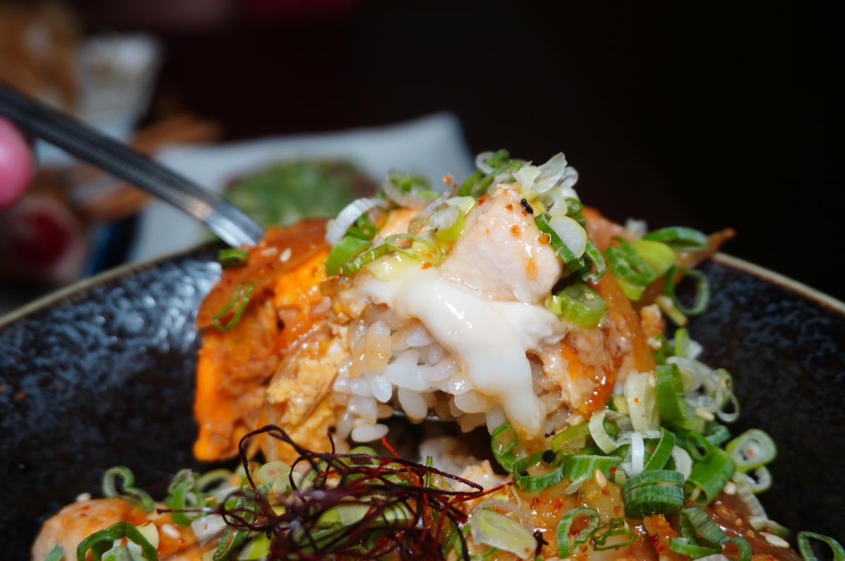 八木十浬酒場 【高雄左營居酒屋】最強直火現烤各式串燒,不用飛出國就能品嘗到道地日本居酒屋文化 - 第40張圖