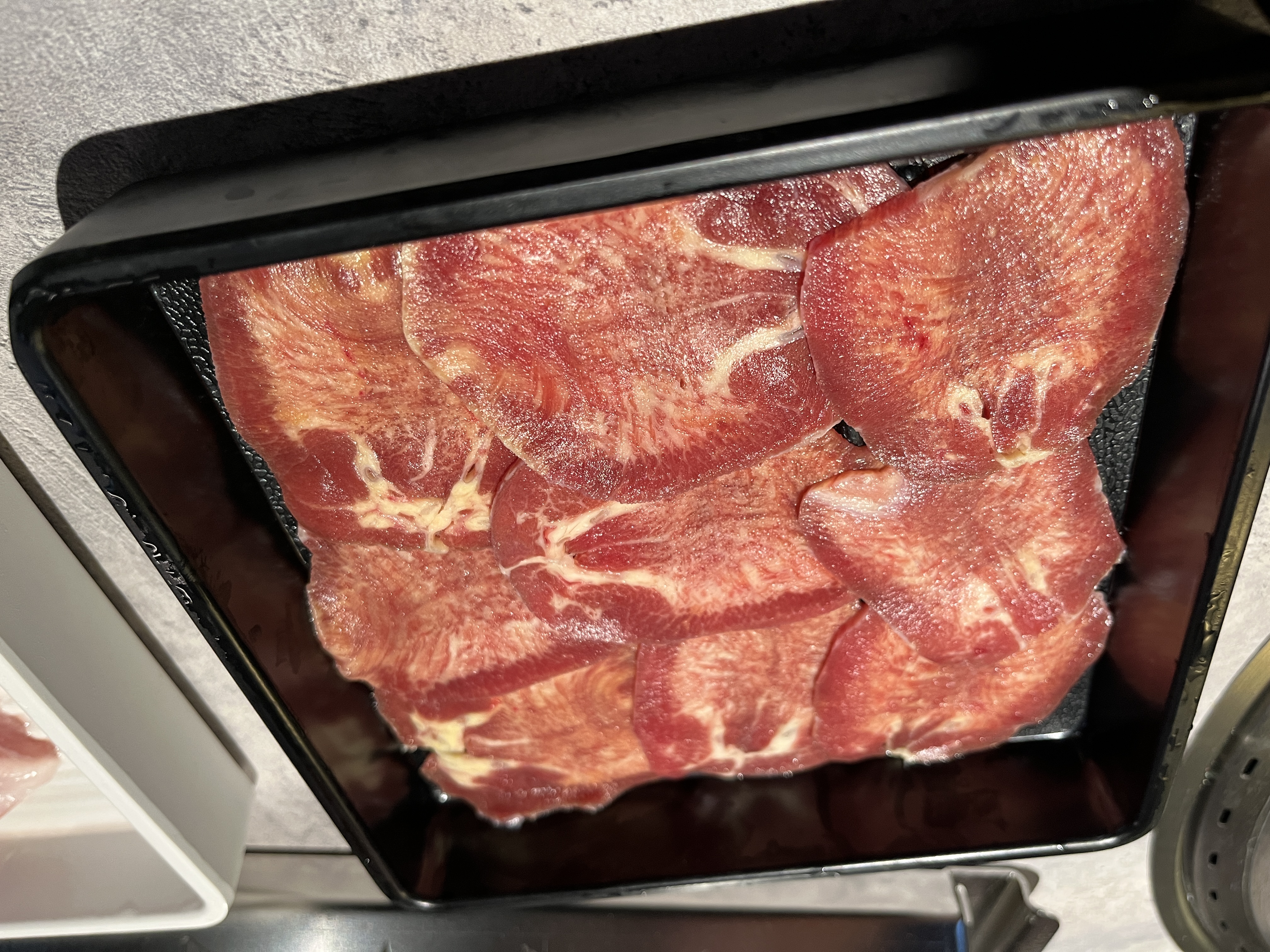 肉次方 高雄夢時代店 | 服務好燒肉吃到飽高雄首家百貨店 | 858 桌邊現切牛肉 - 第16張圖