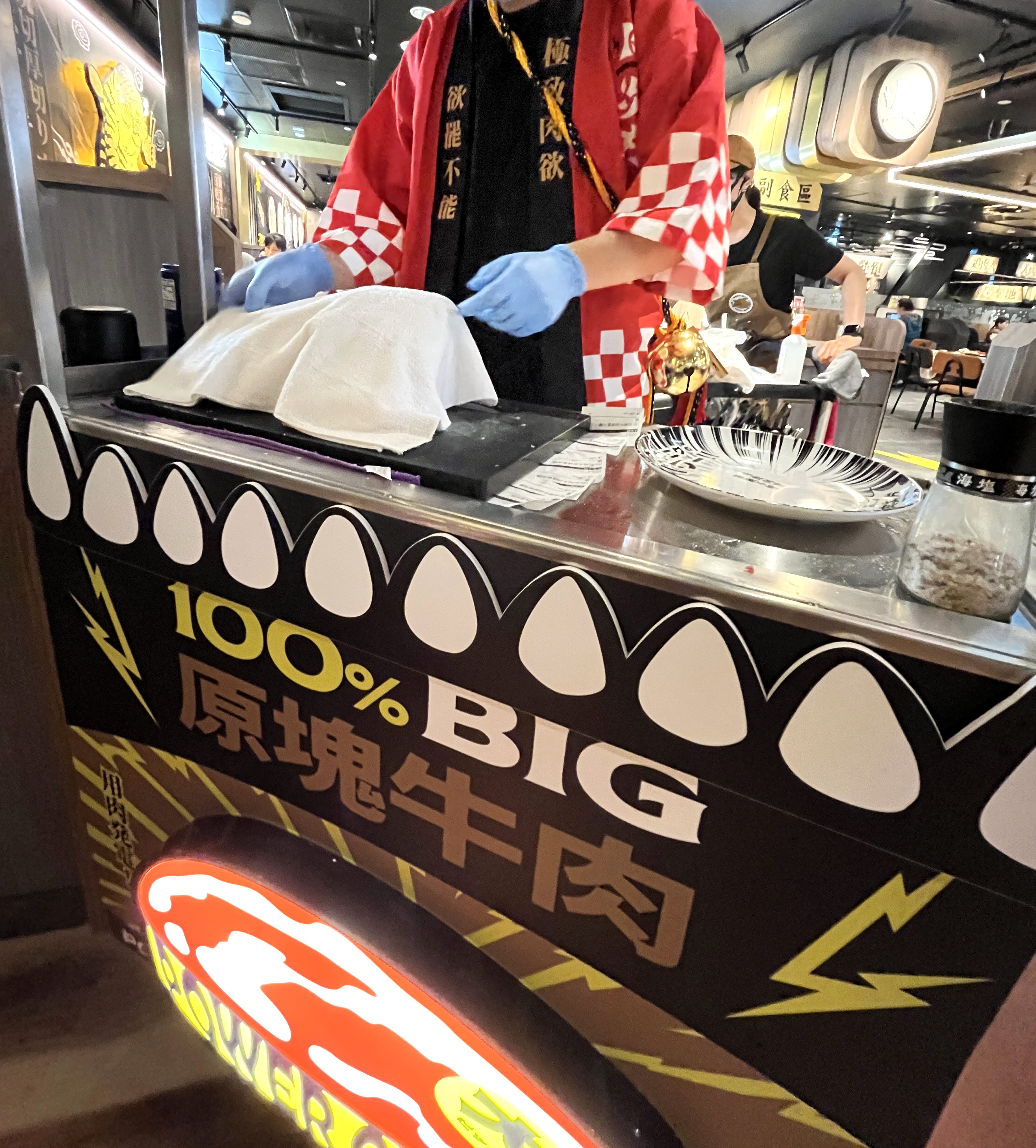 肉次方 高雄夢時代店 | 服務好燒肉吃到飽高雄首家百貨店 | 858 桌邊現切牛肉 - 第17張圖