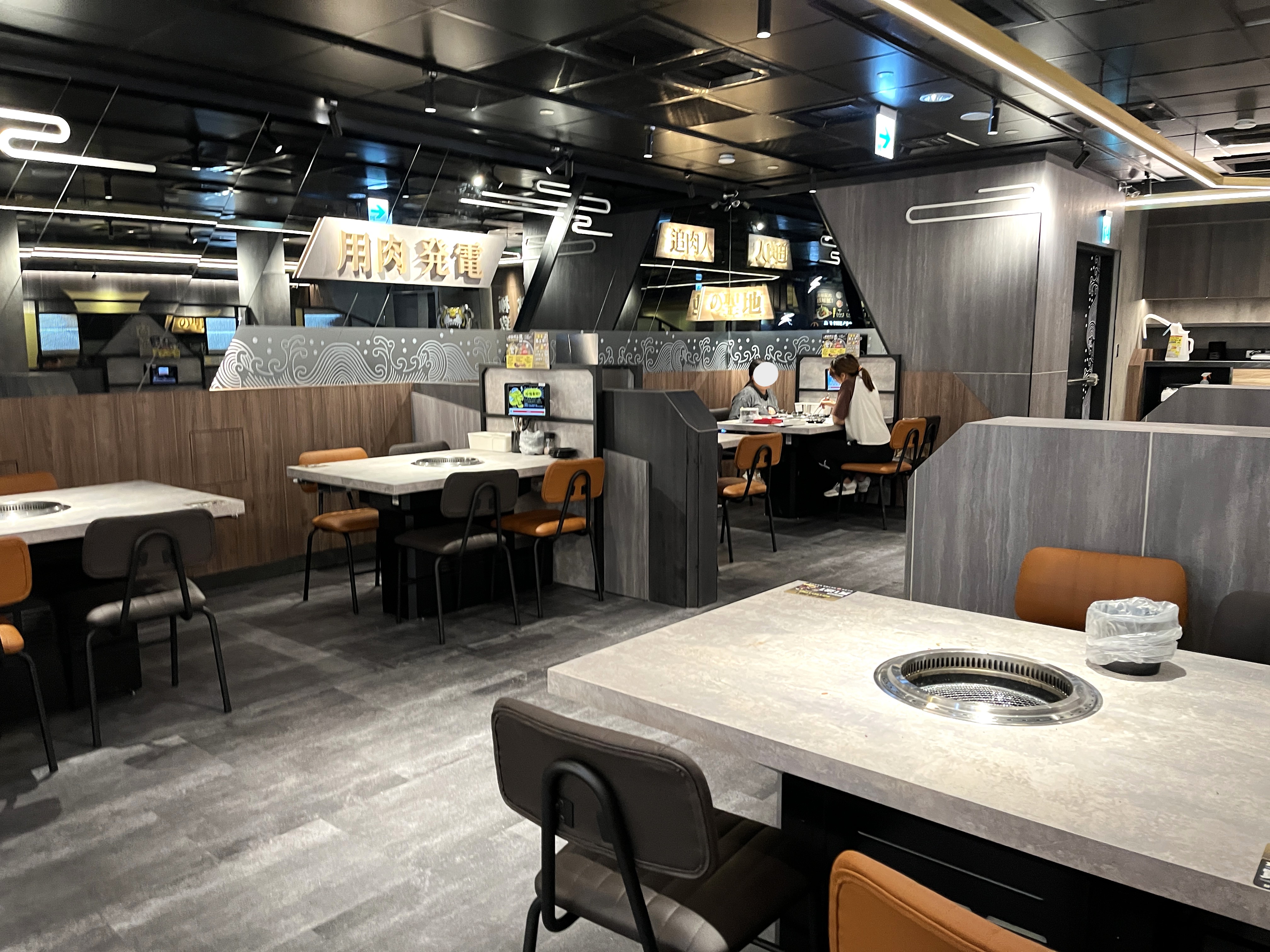 肉次方 高雄夢時代店 | 服務好燒肉吃到飽高雄首家百貨店 | 858 桌邊現切牛肉 - 第3張圖