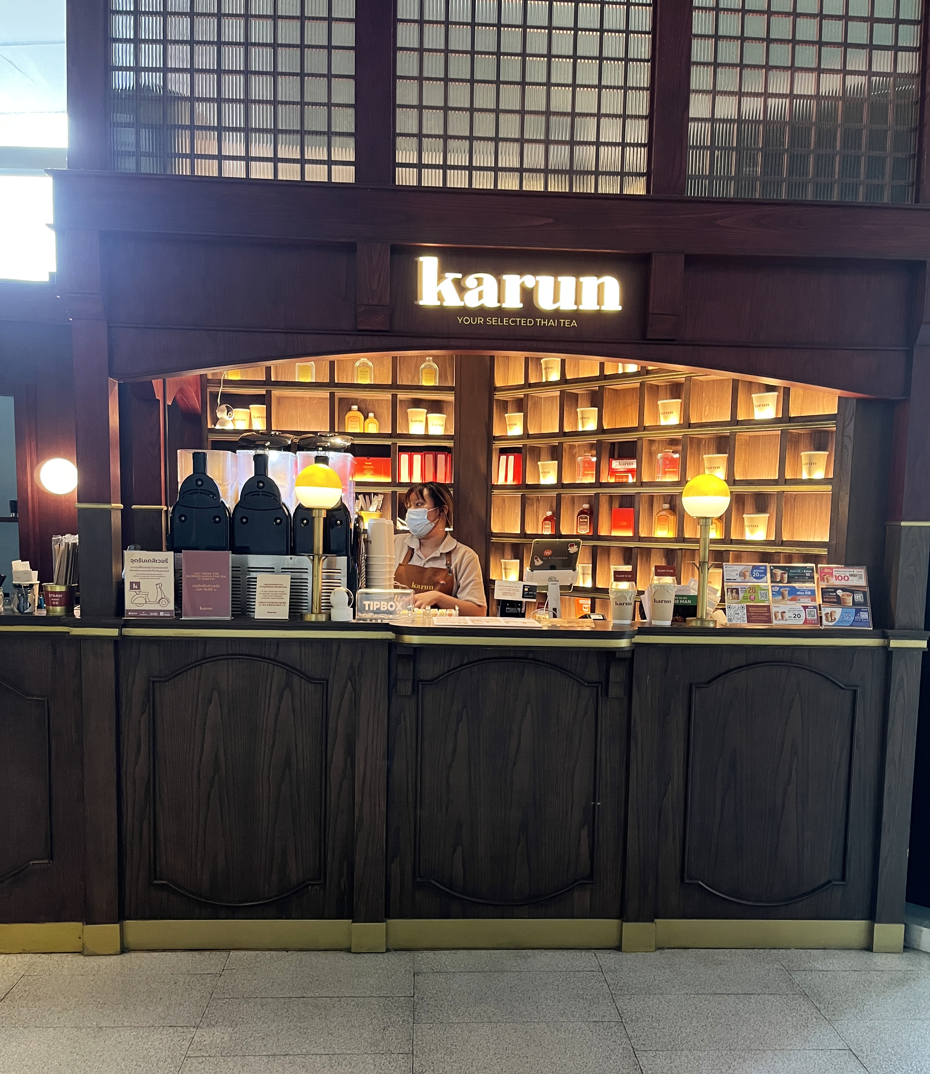 %Arabica  曼谷高空景觀店 | 買杯咖啡就能上55樓觀景台 | % Arabica Bangkok Empire Tower - 第16張圖