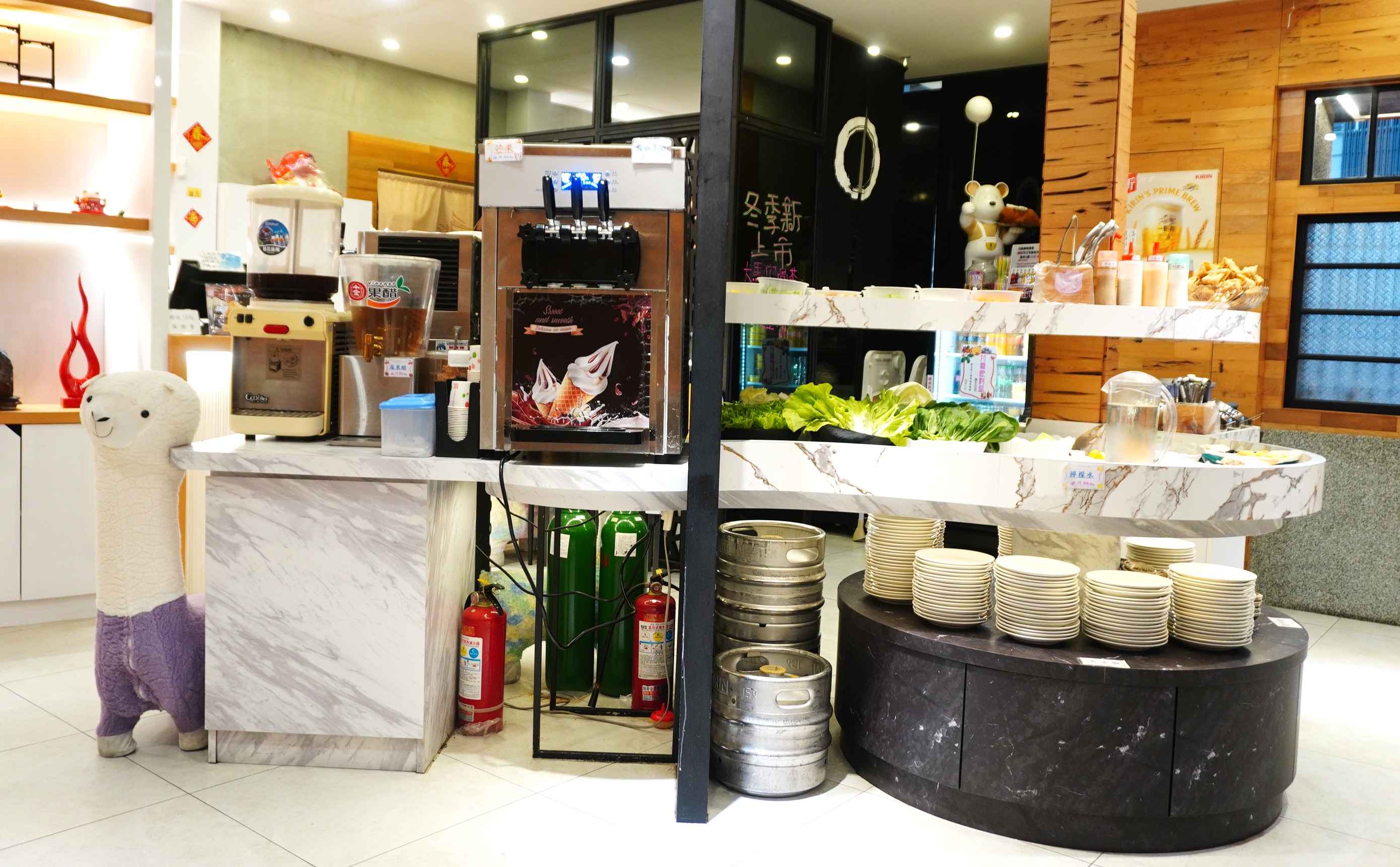 馨月鍋物 嘉義 | 精緻用心鍋底 | 沙拉 + 蔬菜火鍋料無限享用 | 嘉義火鍋推薦 - 第10張圖 馨月鍋物 嘉義 | 精緻用心鍋底 | 沙拉 + 蔬菜火鍋料無限享用 | 嘉義火鍋推薦