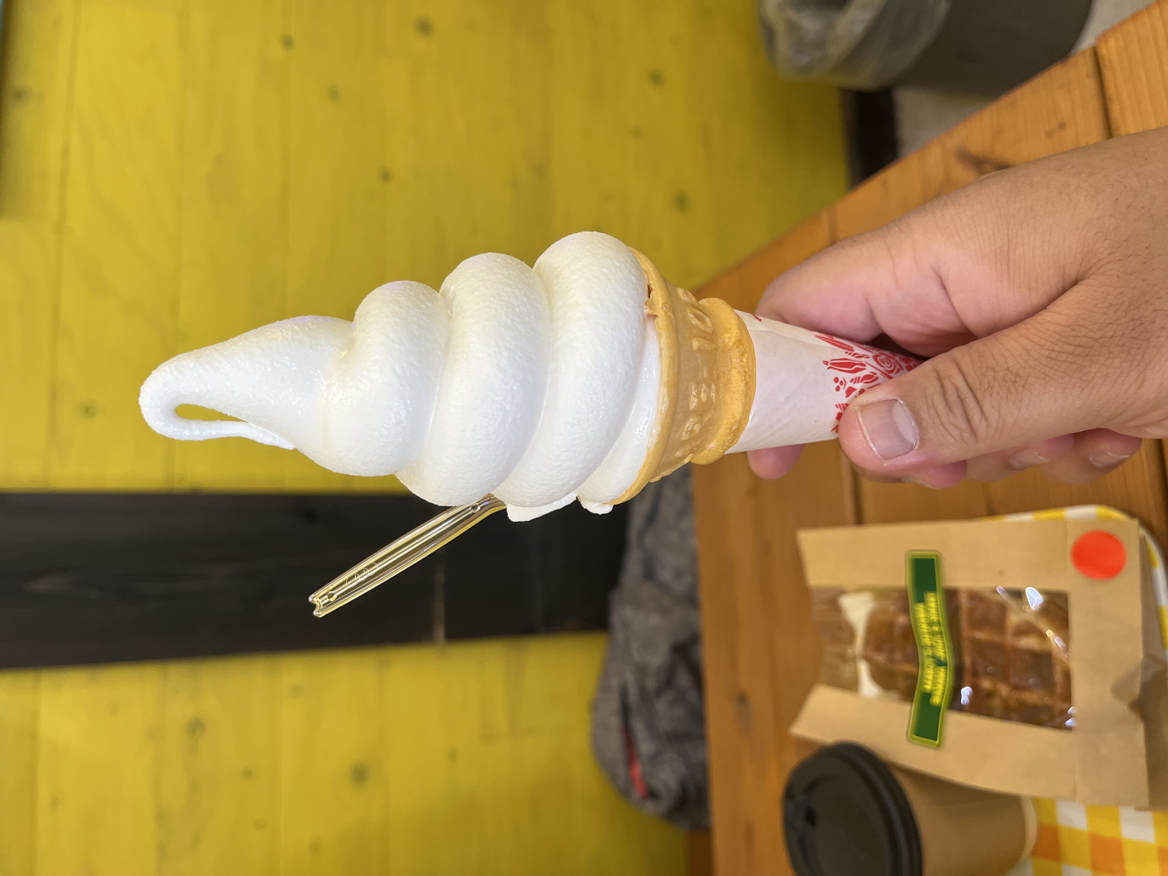 沖繩 瀨長島 | 希臘風機場旁文創小島 | 幸福鬆餅 | MARCY’S OKINAWA 香蕉奶昔 - 第14張圖