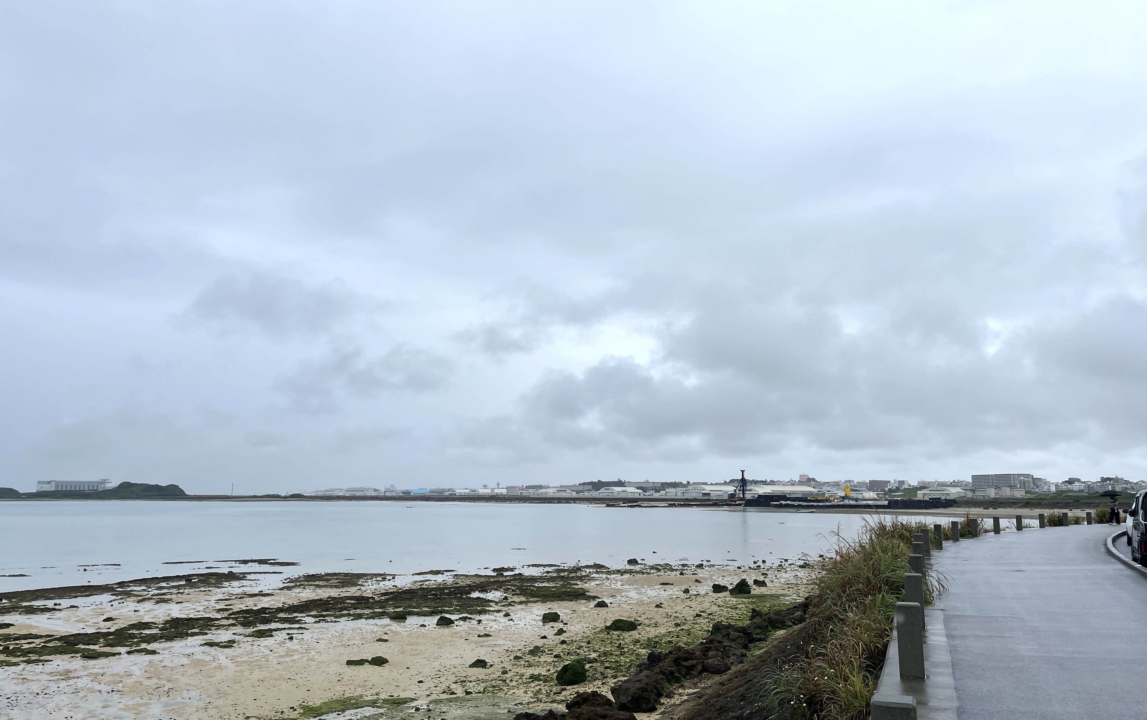 沖繩 瀨長島 | 希臘風機場旁文創小島 | 幸福鬆餅 | MARCY’S OKINAWA 香蕉奶昔 - 第6張圖