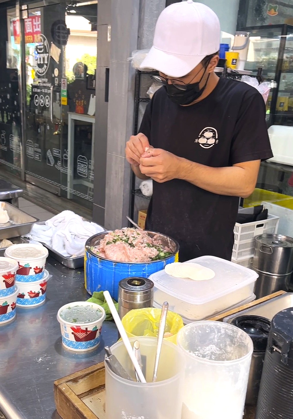 小盛豐湯包 | 皮薄多汁的現做湯包 | 三多商圈可內用店面 | 高雄湯包推薦 - 第4張圖 小盛豐湯包 | 皮薄多汁的現做湯包 | 三多商圈可內用店面 | 高雄湯包推薦