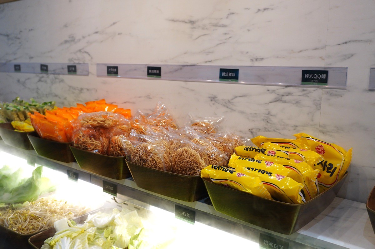 伊根鍋屋 大順店 | 298 起野菜放題 | 親子友善120公分以下小孩免費