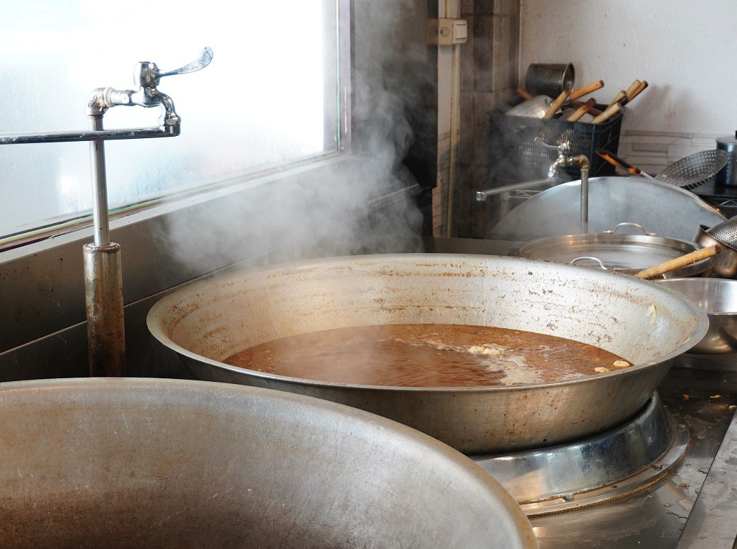 彭家飯湯 斗南店 | 人氣飯湯生魚片餐車實體店 | 東港直送新鮮實在 - 第8張圖 彭家飯湯 斗南店 | 人氣飯湯生魚片餐車實體店 | 東港直送新鮮實在