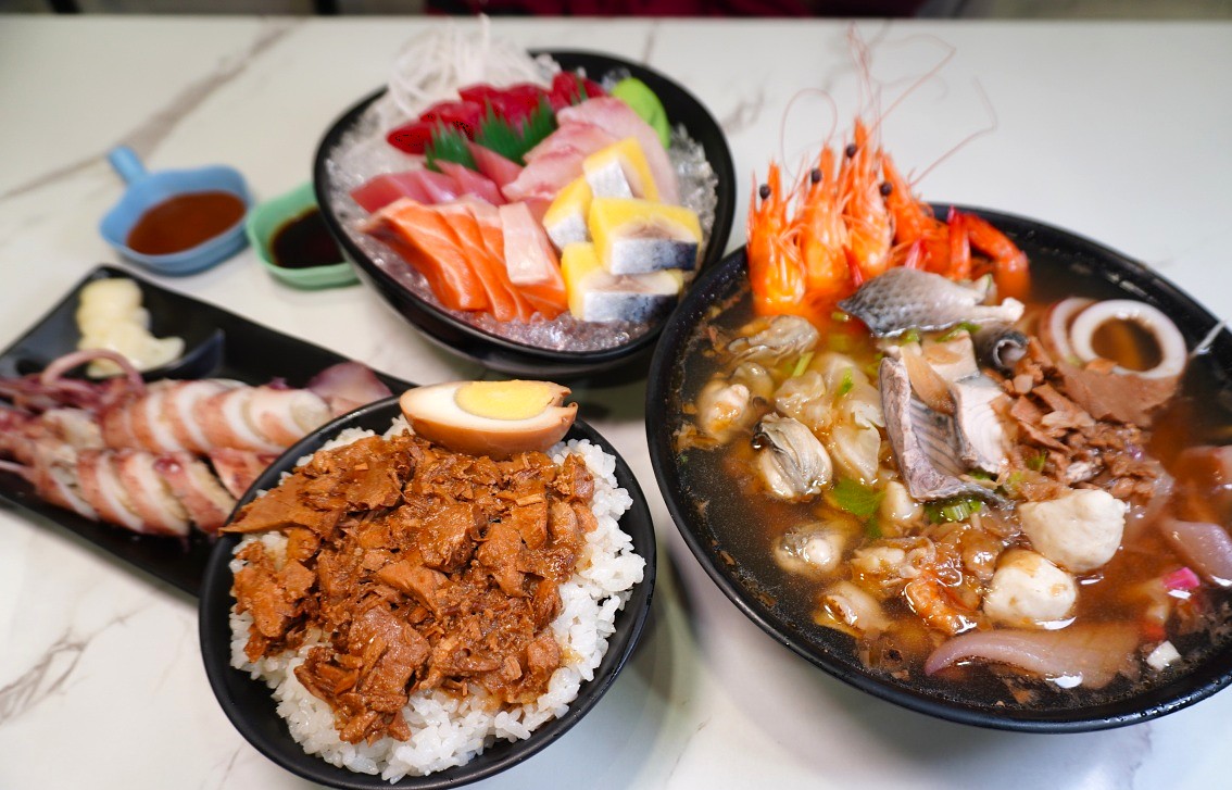 彭家飯湯 斗南店 | 人氣飯湯生魚片餐車實體店 | 東港直送新鮮實在 - 第10張圖 彭家飯湯 斗南店 | 人氣飯湯生魚片餐車實體店 | 東港直送新鮮實在