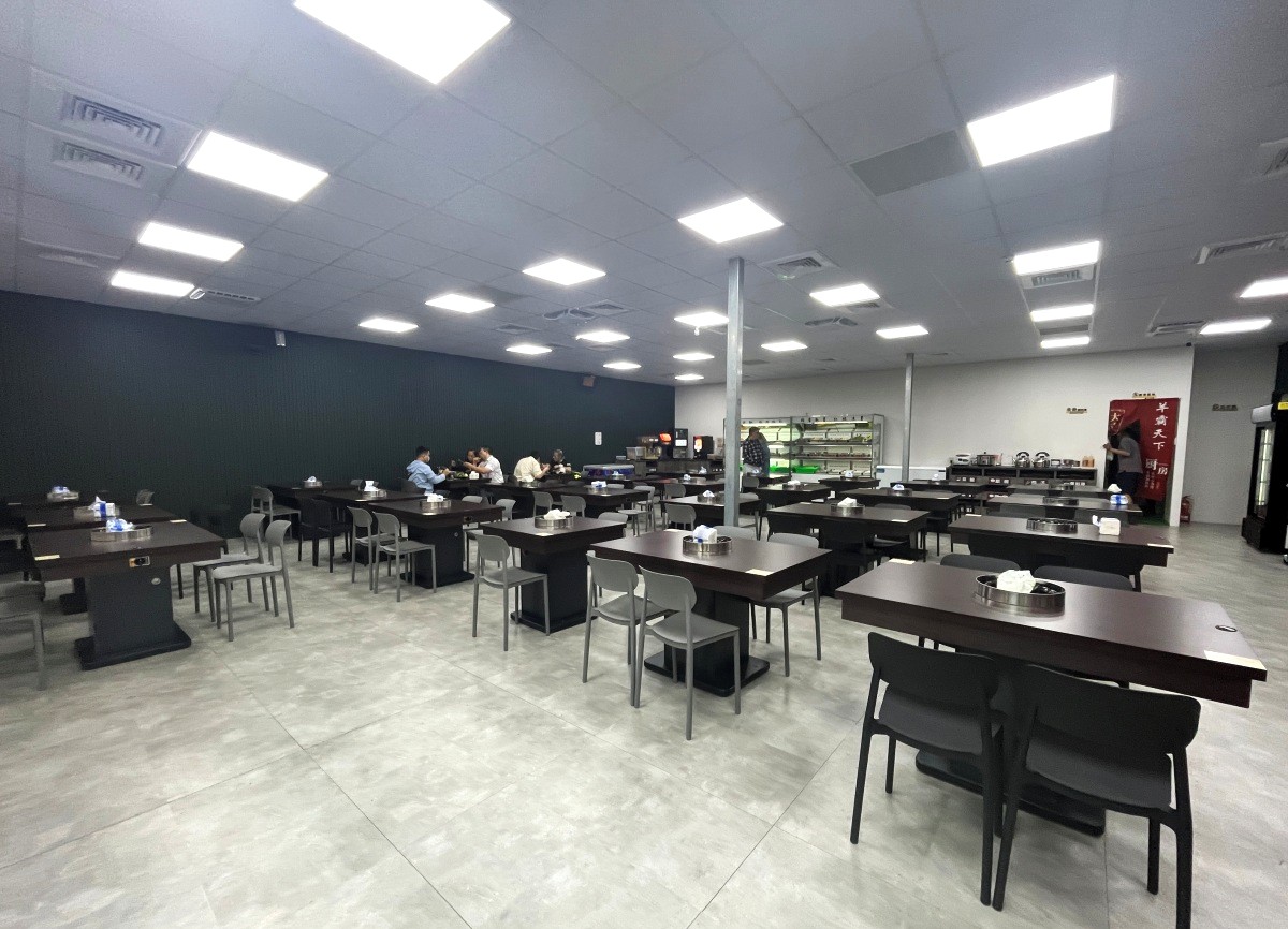 羊霸天下 羊肉爐火鍋吃到飽 高雄鳳山店 | 120分鐘羊肋排羊肚吃到飽 | 甜點還有統一布丁 - 第2張圖 羊霸天下 羊肉爐火鍋吃到飽 高雄鳳山店 | 120分鐘羊肋排羊肚吃到飽 | 甜點還有統一布丁