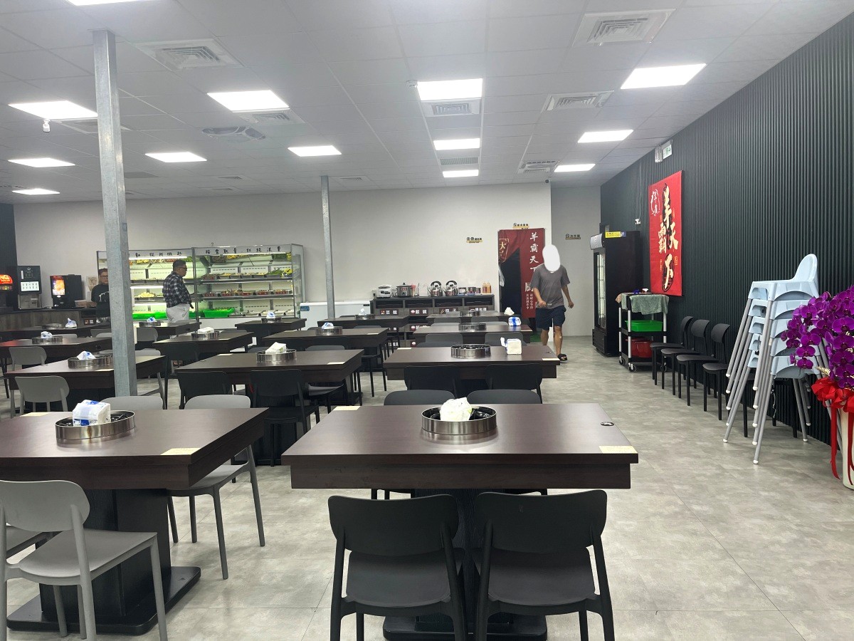 羊霸天下 羊肉爐火鍋吃到飽 高雄鳳山店 | 120分鐘羊肋排羊肚吃到飽 | 甜點還有統一布丁 - 第3張圖 羊霸天下 羊肉爐火鍋吃到飽 高雄鳳山店 | 120分鐘羊肋排羊肚吃到飽 | 甜點還有統一布丁