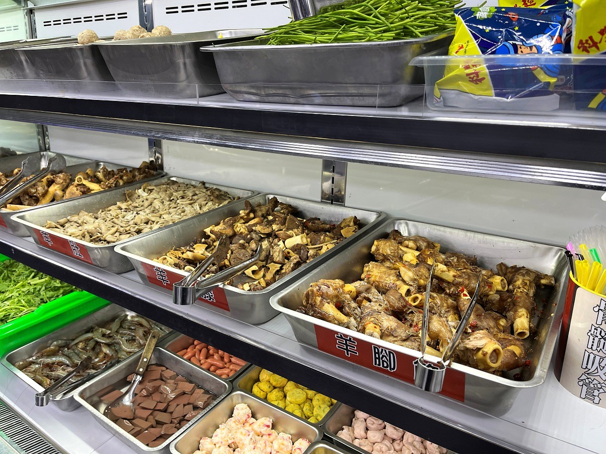羊霸天下 羊肉爐火鍋吃到飽 高雄鳳山店 | 120分鐘羊肋排羊肚吃到飽 | 甜點還有統一布丁 - 第5張圖 羊霸天下 羊肉爐火鍋吃到飽 高雄鳳山店 | 120分鐘羊肋排羊肚吃到飽 | 甜點還有統一布丁