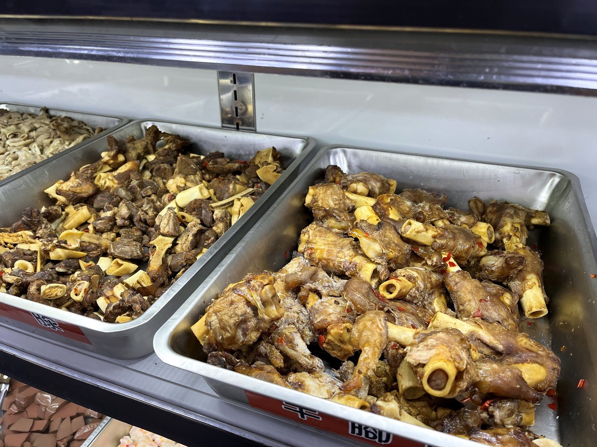 羊霸天下 羊肉爐火鍋吃到飽 高雄鳳山店 | 120分鐘羊肋排羊肚吃到飽 | 甜點還有統一布丁 - 第7張圖 羊霸天下 羊肉爐火鍋吃到飽 高雄鳳山店 | 120分鐘羊肋排羊肚吃到飽 | 甜點還有統一布丁