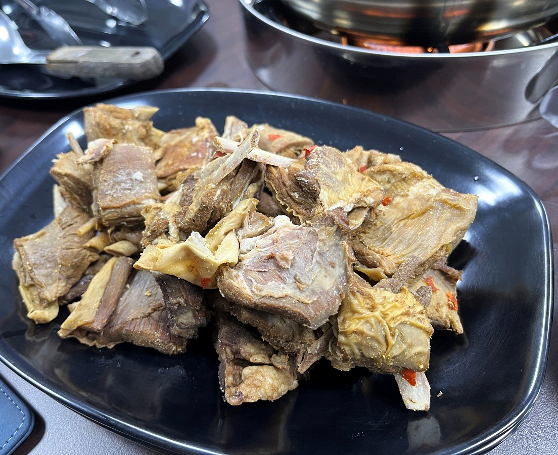 羊霸天下 羊肉爐火鍋吃到飽 高雄鳳山店 | 120分鐘羊肋排羊肚吃到飽 | 甜點還有統一布丁 - 第16張圖 羊霸天下 羊肉爐火鍋吃到飽 高雄鳳山店 | 120分鐘羊肋排羊肚吃到飽 | 甜點還有統一布丁