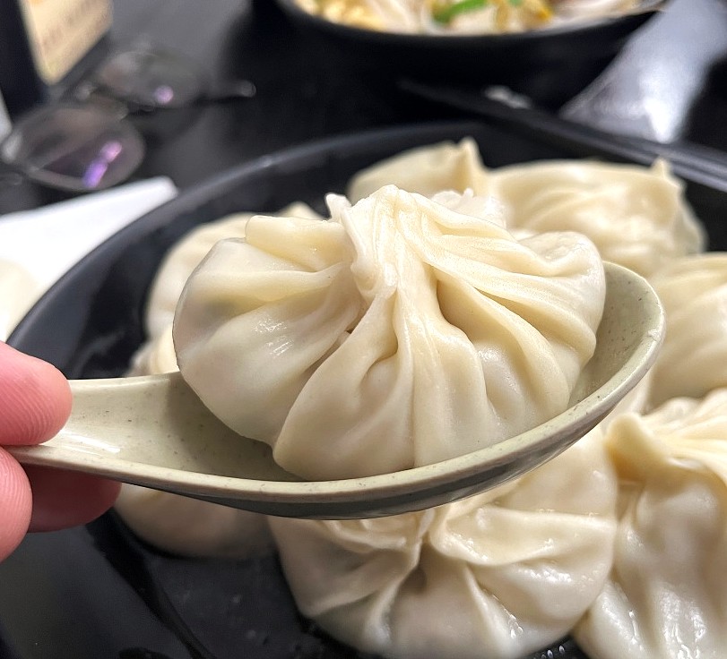 小盛豐湯包 | 皮薄多汁的現做湯包 | 三多商圈可內用店面 | 高雄湯包推薦 - 第9張圖 小盛豐湯包 | 皮薄多汁的現做湯包 | 三多商圈可內用店面 | 高雄湯包推薦