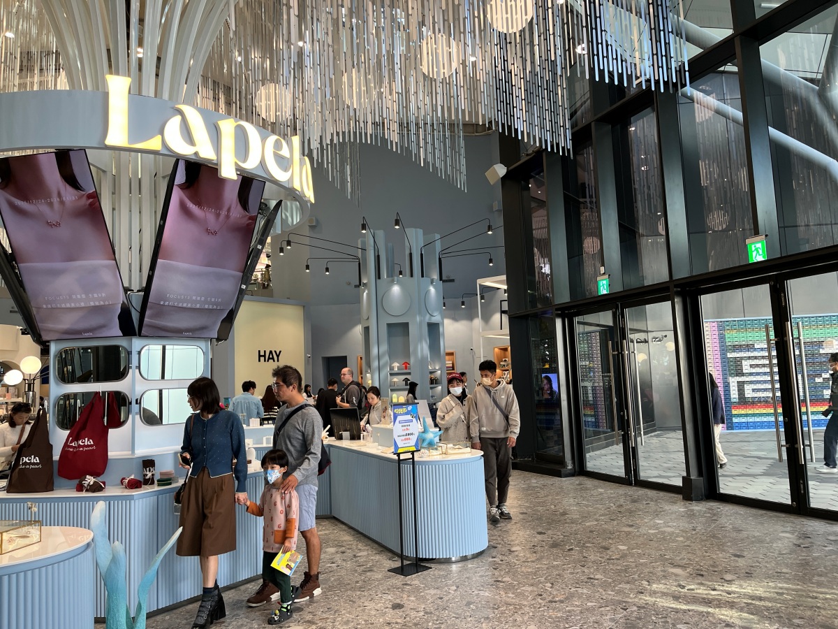 FOCUS 13 珊瑚廣場 | 高雄流行音樂中心 | 高雄最新商場