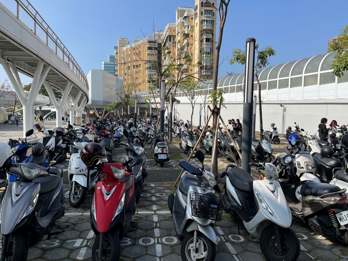 FOCUS 13 珊瑚廣場 | 高雄流行音樂中心 | 高雄最新商場