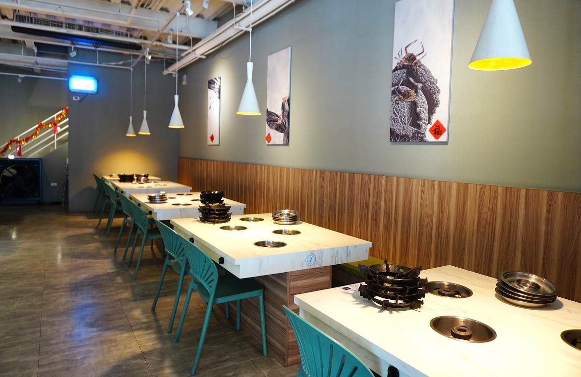 [高雄] 青木堂鍋物- 首家吃到飽左營店 | 平日中午399單點級現切肉品無限享用 | 高雄平價火鍋吃到飽推薦