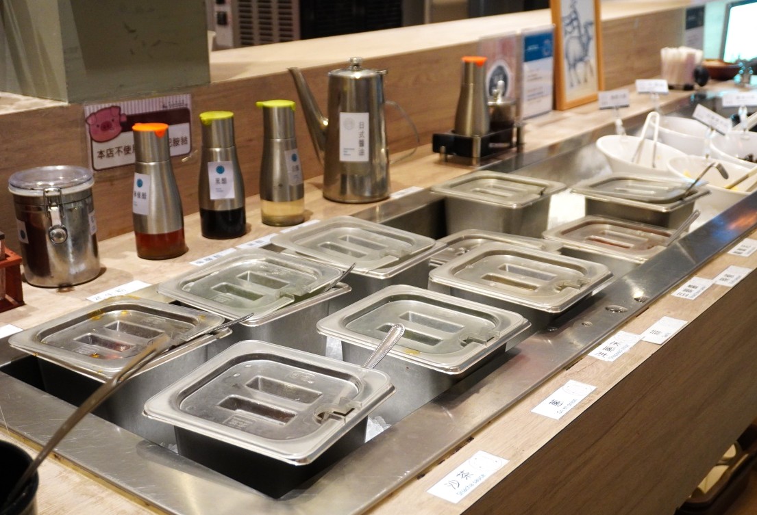 [高雄] 青木堂鍋物- 首家吃到飽左營店 | 平日中午399單點級現切肉品無限享用 | 高雄平價火鍋吃到飽推薦