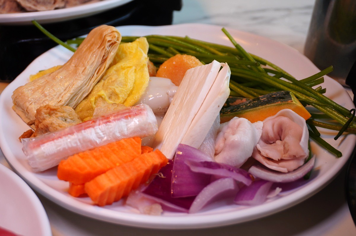 [高雄] 青木堂鍋物- 首家吃到飽左營店 | 平日中午399單點級現切肉品無限享用 | 高雄平價火鍋吃到飽推薦