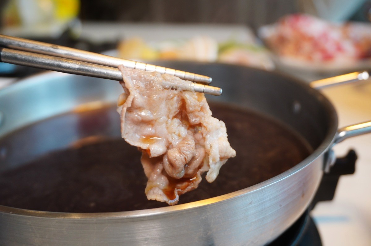 [高雄] 青木堂鍋物- 首家吃到飽左營店 | 平日中午399單點級現切肉品無限享用 | 高雄平價火鍋吃到飽推薦