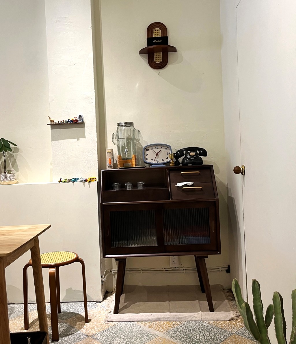 餓八來秋 高雄鹽埕店 | 來自台南的南洋風格海南雞專賣店 | 高雄海南雞飯