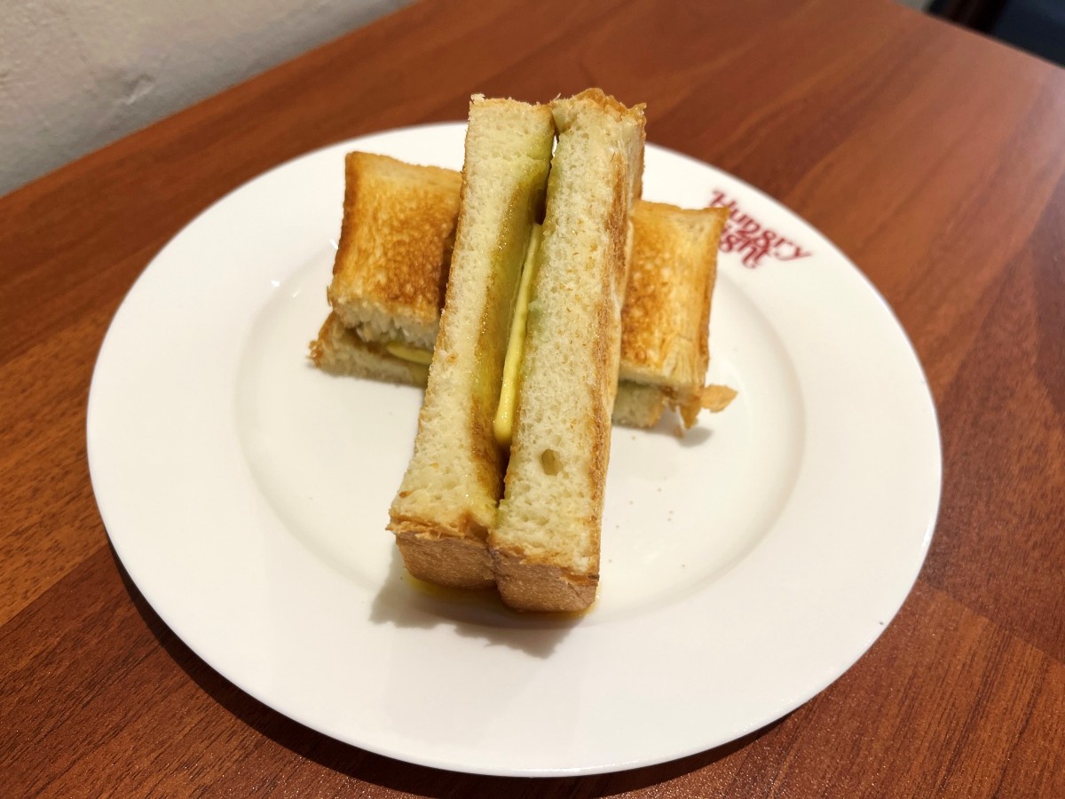 餓八來秋 高雄鹽埕店 | 來自台南的南洋風格海南雞專賣店 | 高雄海南雞飯