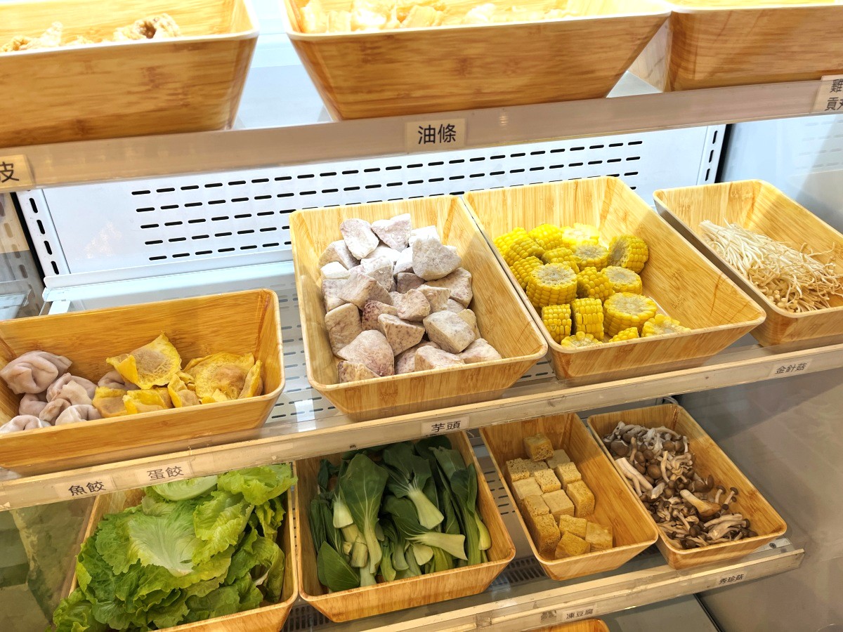 土雞下山 高雄 | 雞肉主題火鍋吃到飽399起 | 120分鐘用餐 - 第13張圖 土雞下山 高雄 | 雞肉主題火鍋吃到飽399起 | 120分鐘用餐