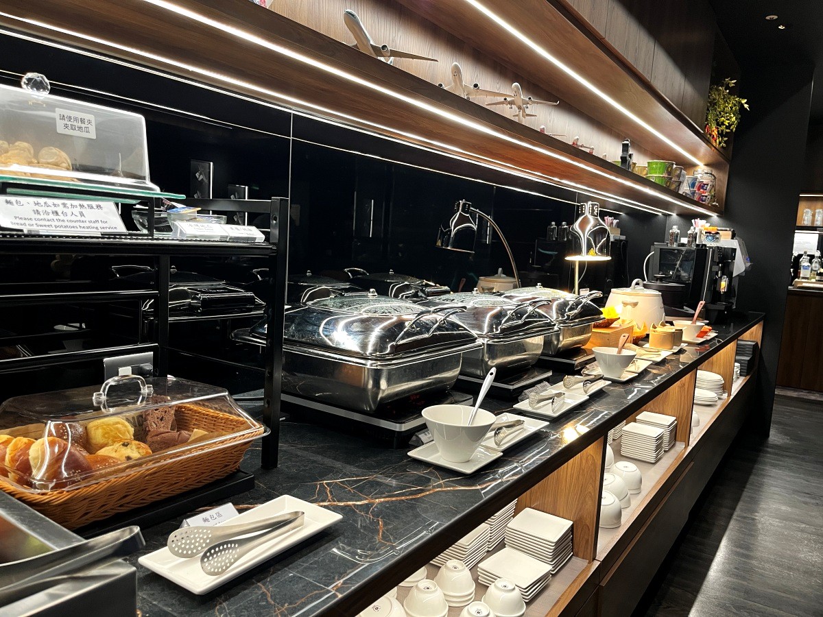 高雄機場貴賓室 | 南苑國際商務中心 | 高雄機場最強新開幕信用卡貴賓室