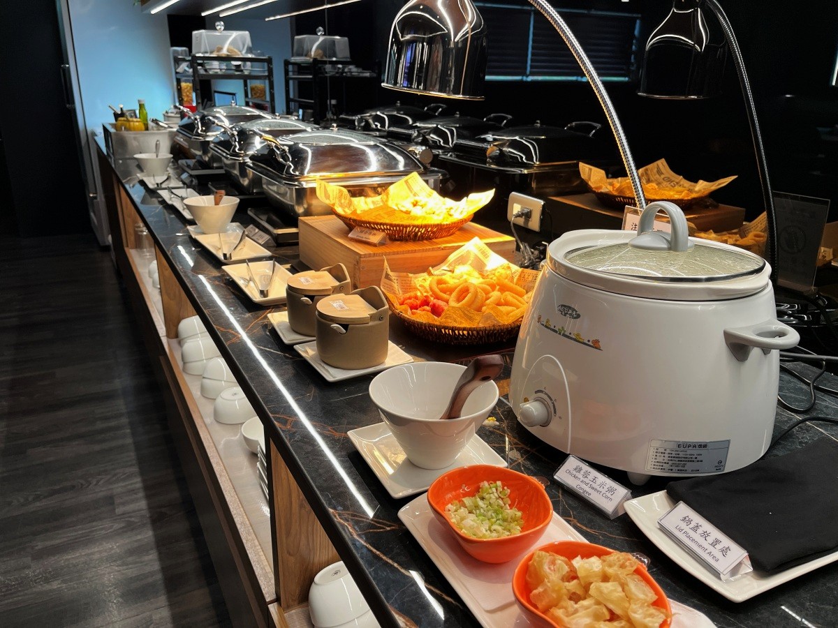 高雄機場貴賓室 | 南苑國際商務中心 | 高雄機場最強新開幕信用卡貴賓室